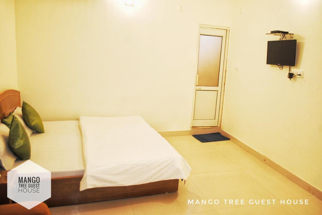 Mango Tree Guest House Rishīkesh Buitenkant foto